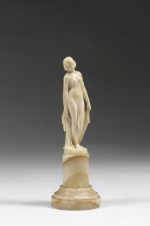 Demeter Chiparus, femme à la draperie, sculpture